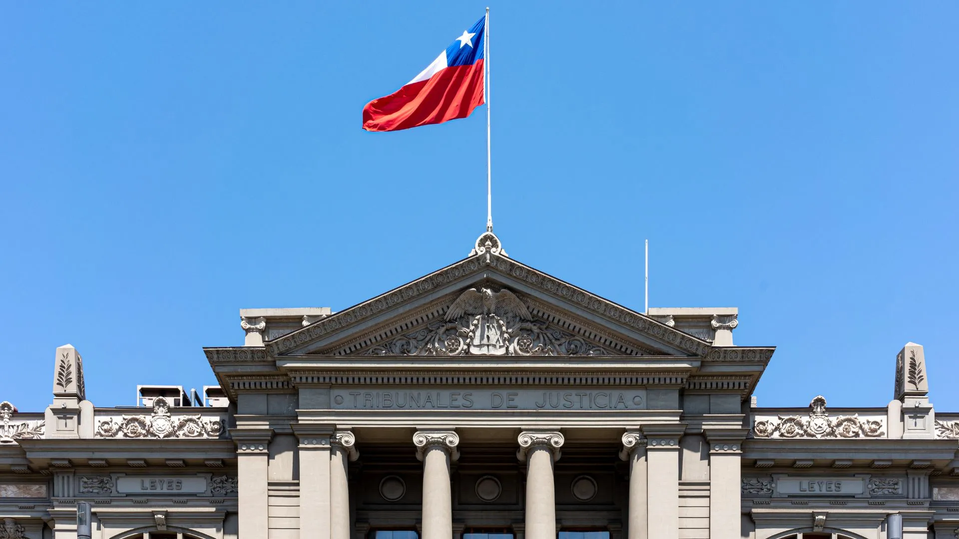 Tribunales Civiles de Chile - Lex Realis